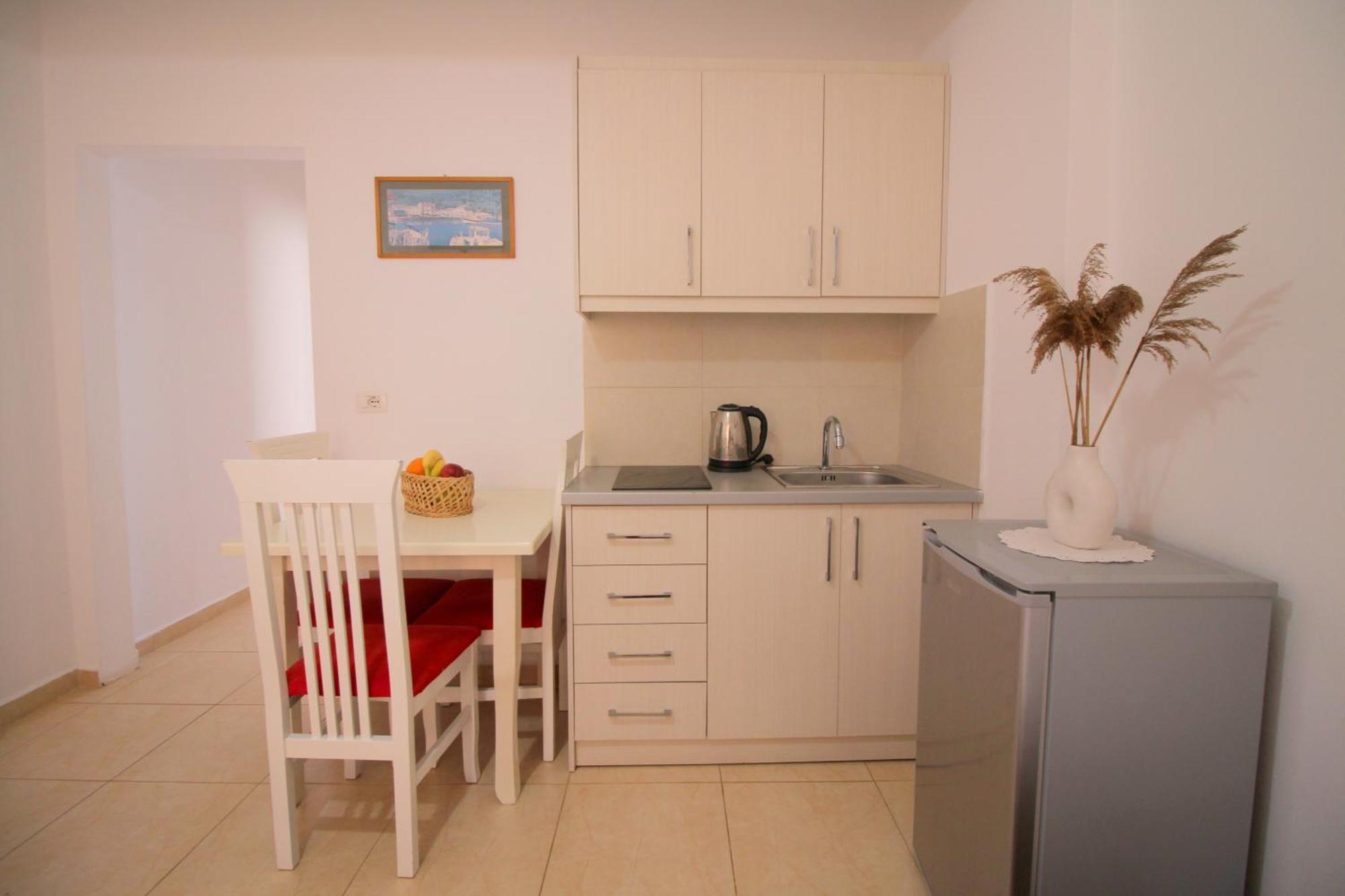 סרנדה Afrimi Relax Apartments מראה חיצוני תמונה