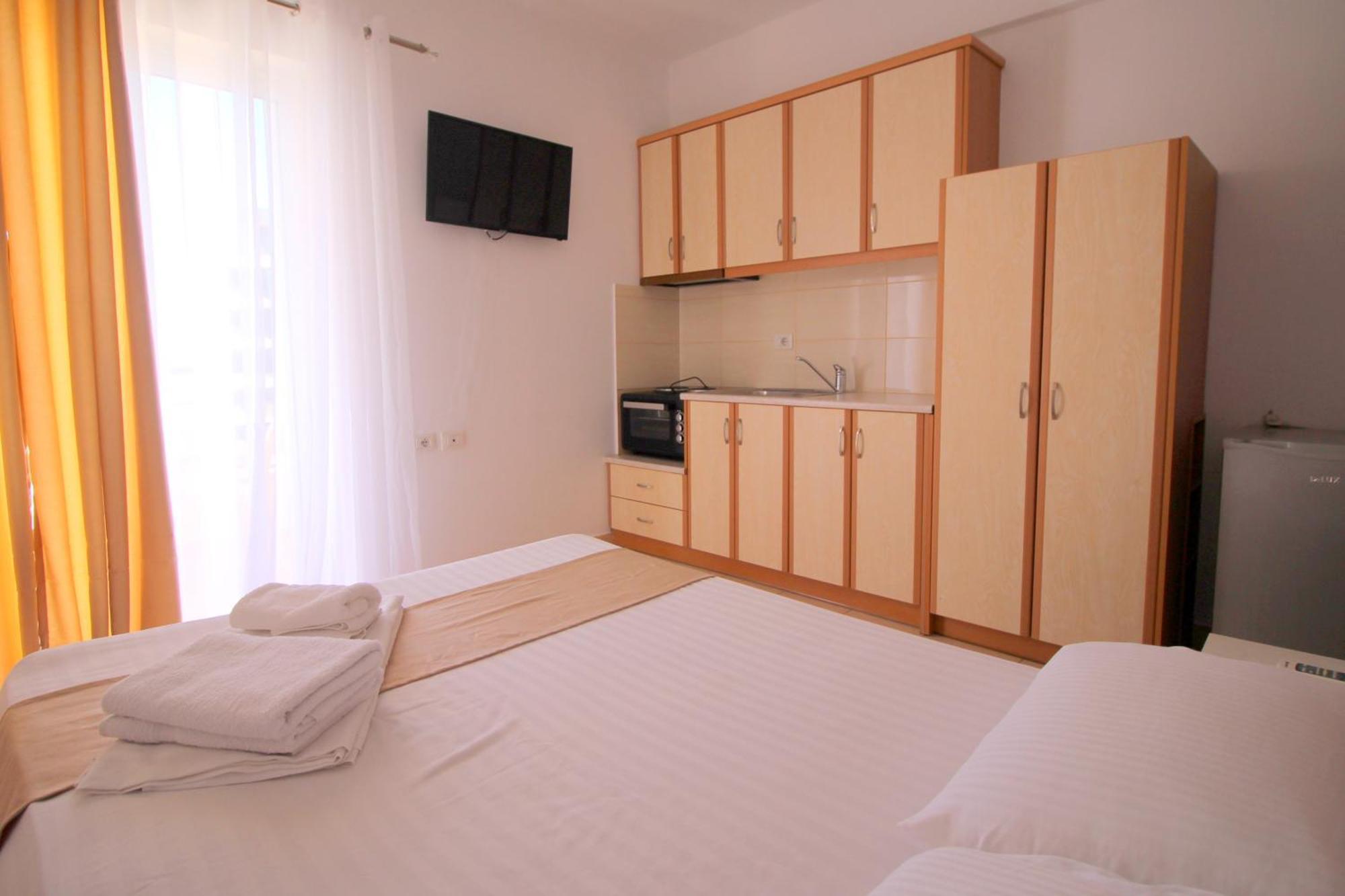 סרנדה Afrimi Relax Apartments מראה חיצוני תמונה
