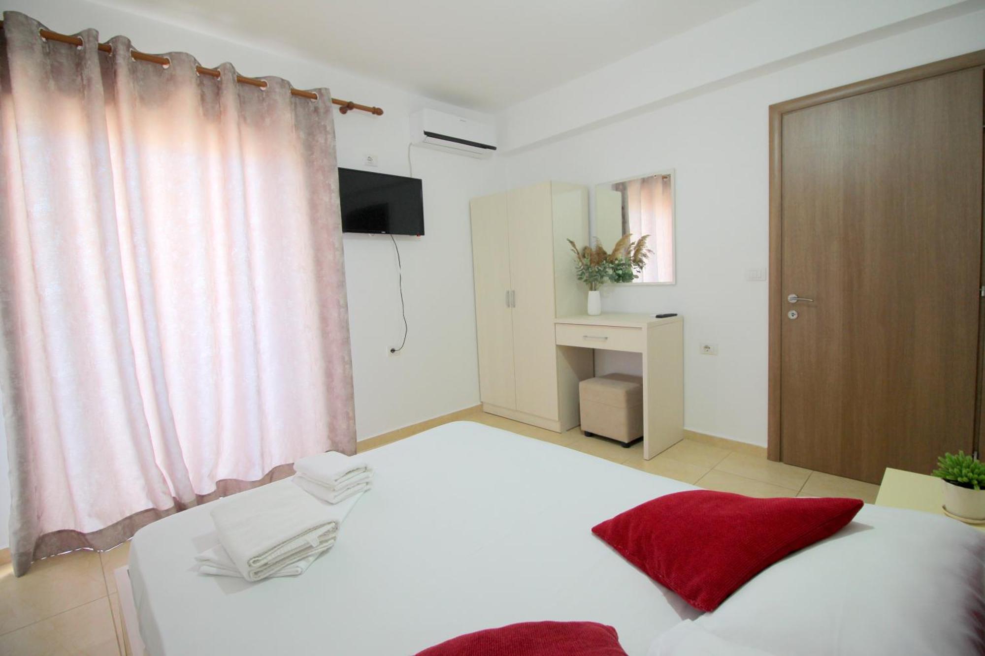 סרנדה Afrimi Relax Apartments מראה חיצוני תמונה